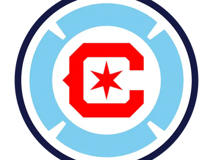 Logo rosso stilizzato a c con una stella allinterno su cerchi concentrici azzurri e bianchi per chicago fire fc
