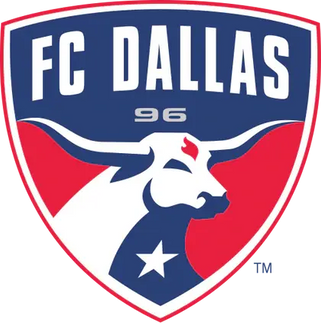 Il logo fc dallas 96 con un longhorn stilizzato bianco blu e rosso su uno stemma a scudo nella collezione dallas fc