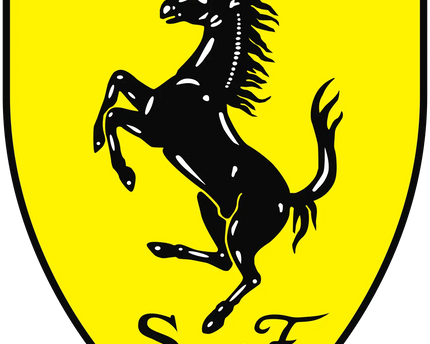 Il logo iconico ferrari con cavallo rampante nero su scudo giallo con bandiera italiana verde bianco rosso