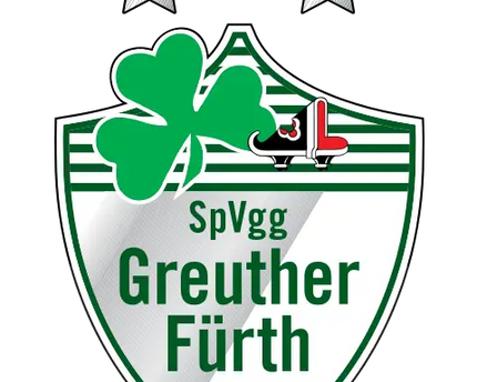 Cresta a scudo verde e bianca con trifoglio, scarpa da calcio, tre stelle e scritta spvgg greuther fürth 1903
