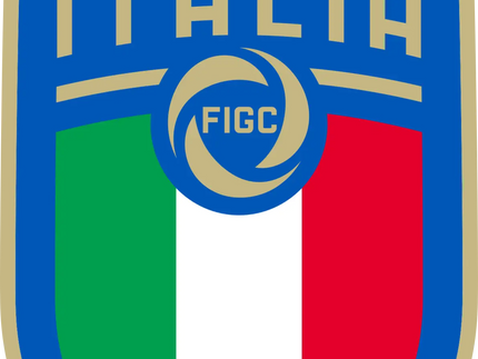 L’emblema ufficiale della federazione italiana di calcio con scudo tricolore bordato di blu e cinque stelle dorate