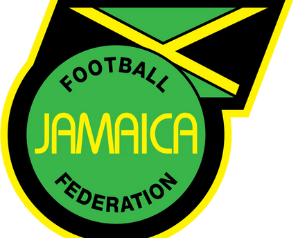 Emblema della federazione calcistica giamaicana con design a scudo nei colori verde giallo e nero in collezione jamaica