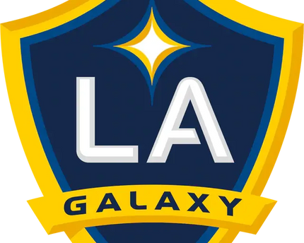 Il logo ufficiale del la galaxy soccer club con scudo navy blue e dettagli oro nella collezione la galaxy fc.