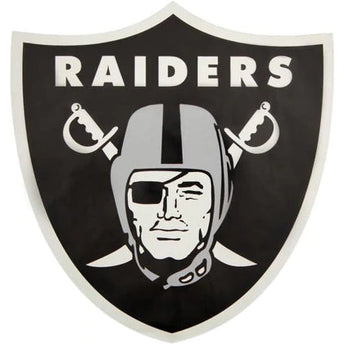 Logo decal nero e argento dei las vegas raiders con figura elmetto e spade incrociate sullo sfondo