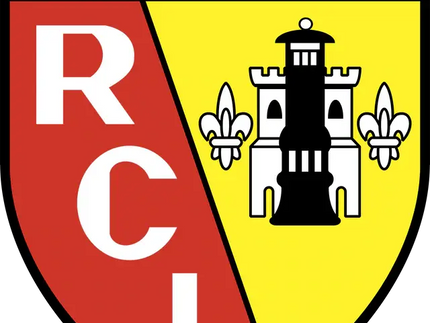 Il crest ufficiale del racing club de lens con scudo diviso in rosso e giallo lettere bianche rcl e un faro nero e bianco
