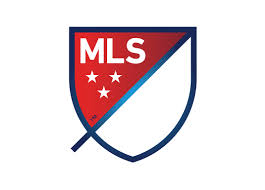 Logo a scudo rosso e bianco con scritta mls in grassetto e cinque stelle sopra nella collezione mls all stars
