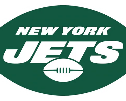 Logo verde e bianco dei New York Jets con scritta in grassetto sopra un pallone da football stilizzato.