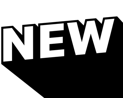 Grafica in bianco e nero con lettering audace e massiccio new nella collezione nuovi arrivi 2026 27