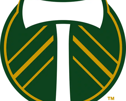 Logo circolare verde e oro dei portland timbers con un’ascia bianca a strisce diagonali