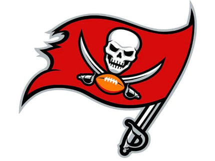 Bandiera rossa con teschio bianco spade incrociate e pallone arancione logo tampa bay buccaneers