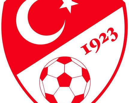 Cresta a scudo rossa e bianca con luna crescente, stella, anno 1923 e pallone da calcio nella collezione turchia