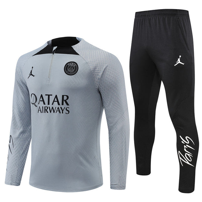 Kit Giacca Grigia  + Tuta PSG  2022/23 (con Taglia Bambino)