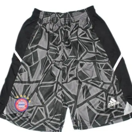 2 Bayern Munich Goalkeeper Shorts 2022/23