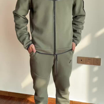 Kit Felpa con Cappuccio Nike Tech + Tuta Verde 2021/22 REPLICA