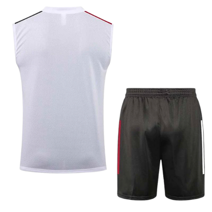 KIT MAGLIA SMANICATO BIANCO + PANTALONCINI REAL MADRID 2021/22