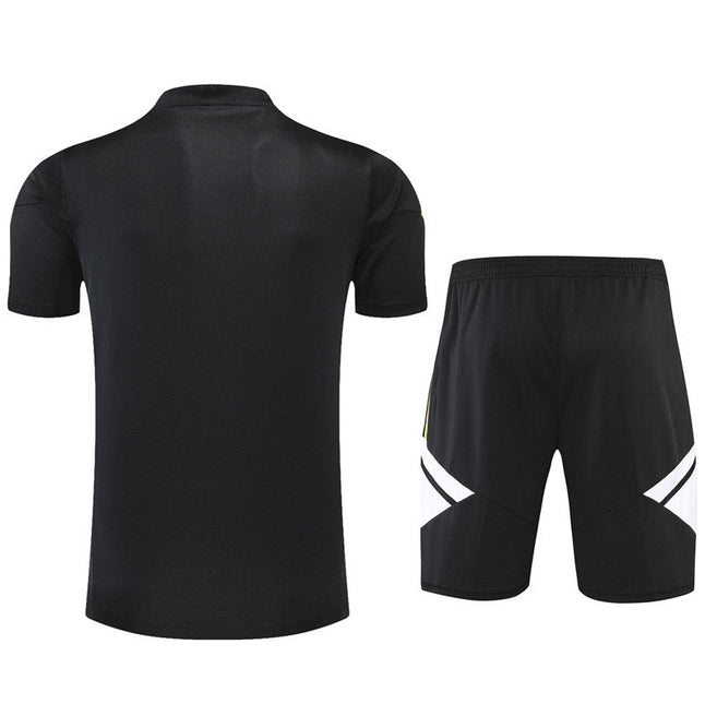 Kit Maglia Nera   + Pantaloncini Juventus 2022/23