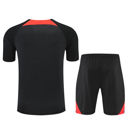 Kit Maglia Nera + Pantaloncini Liverpool 2022/23