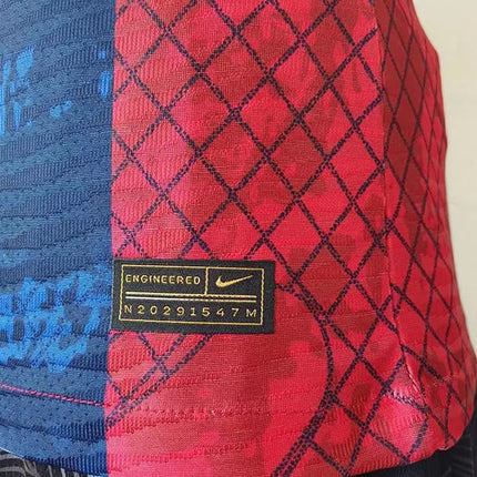 Maglia Barcelona Special Edition Blu e Rossa 2022/23