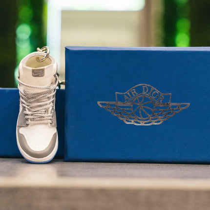 Portachiavi Jordan x Dior con Box