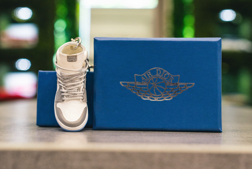 Portachiavi Jordan x Dior con Box