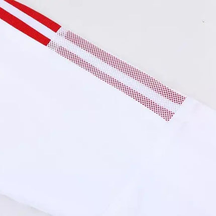 Manchester United White Windbreaker 2022/23