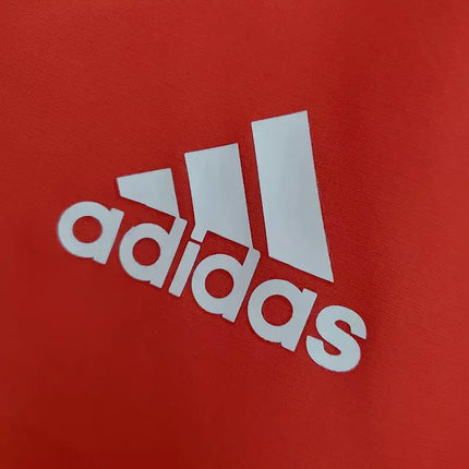 Manchester United Red Windbreaker 2022/23