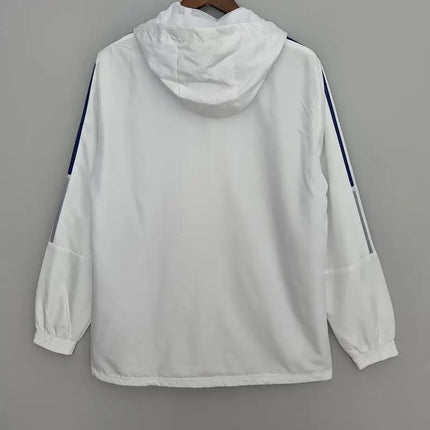 Giacca universidad de chile 2022 23 windbreaker bianca con cappuccio strisce blu navy e pannelli riflettenti argento
