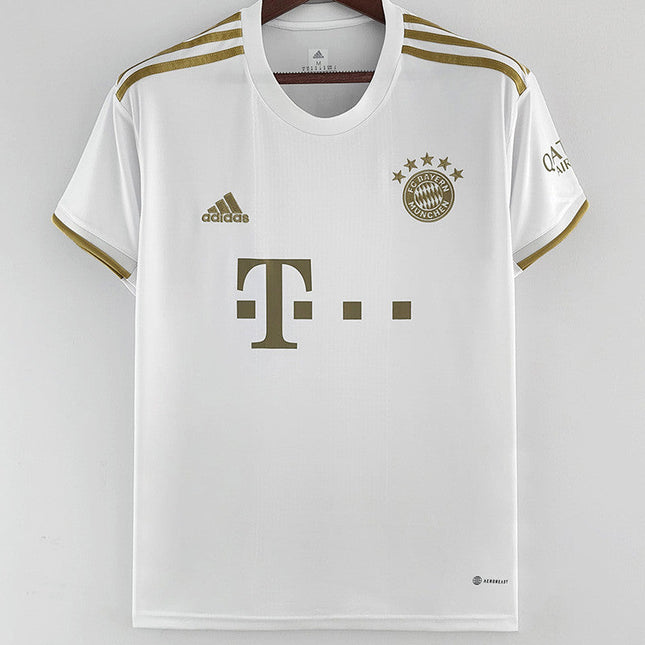 Maglia Bayern Monaco Trasferta 2022/23  ( con Taglia XXXL e Taglia Bambino )