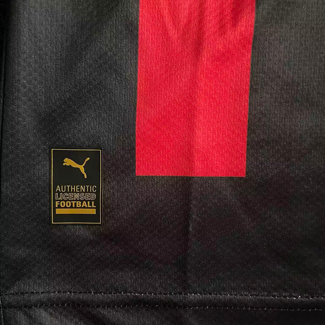 Maglia Milan Home 2022/23 ( con Taglia XXXL e Taglia Bambino )