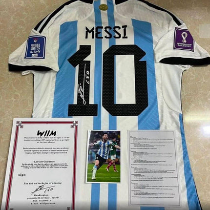 MAGLIA LIMITED EDITION ARGENTINA FINALE MONDIALE VERSIONE FIRMATA LIONEL MESSI (LA MAGLIA NON PRESENTA CERTIFICATI)