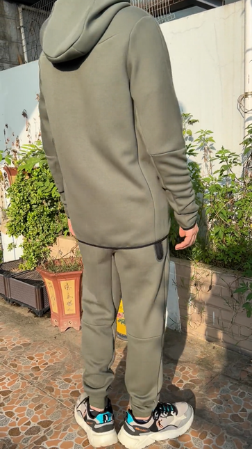 Kit Felpa con Cappuccio Nike Tech + Tuta Verde 2021/22 REPLICA