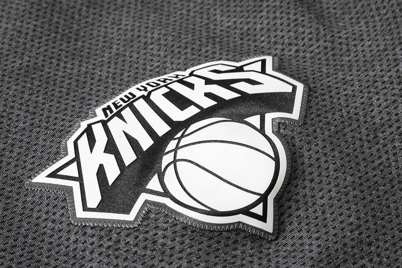 Kit Giacca a Zip con Cappuccio + Tuta NBA New York Knicks 2021/22_maglia_calcio_prezzo_basso_ L’OutfitdelCalcio.