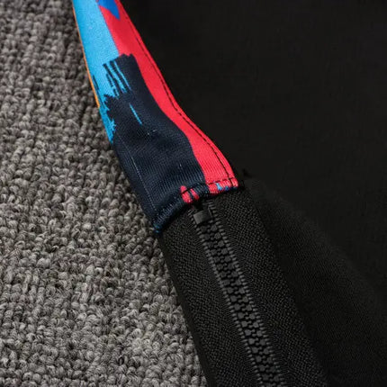 NBA Sweatshirt + Black Brooklyn Nets Tracksuit Kit 2021/22
