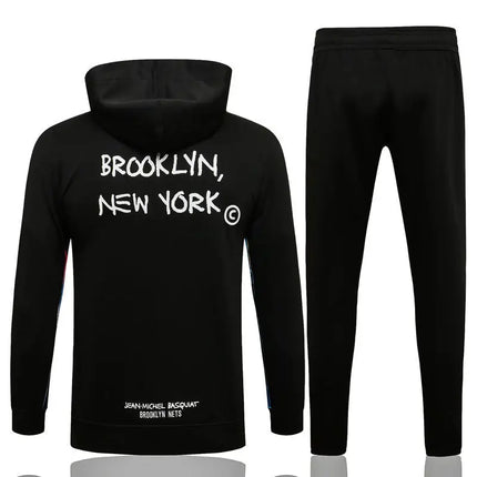 NBA Sweatshirt + Black Brooklyn Nets Tracksuit Kit 2021/22
