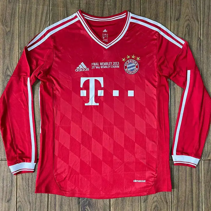 Retro Bayern Munich Long Sleeve Home Shirt 2013/14