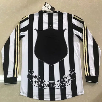 Retro Newcastle 1997/98 Long-Sleeved Shirt