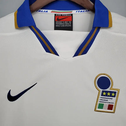Italy Away Retro Shirt 1996/97 (National Teams)