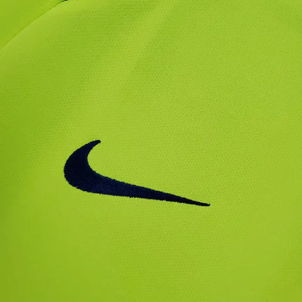 Retro Barcelona Away Shirt 2005/06