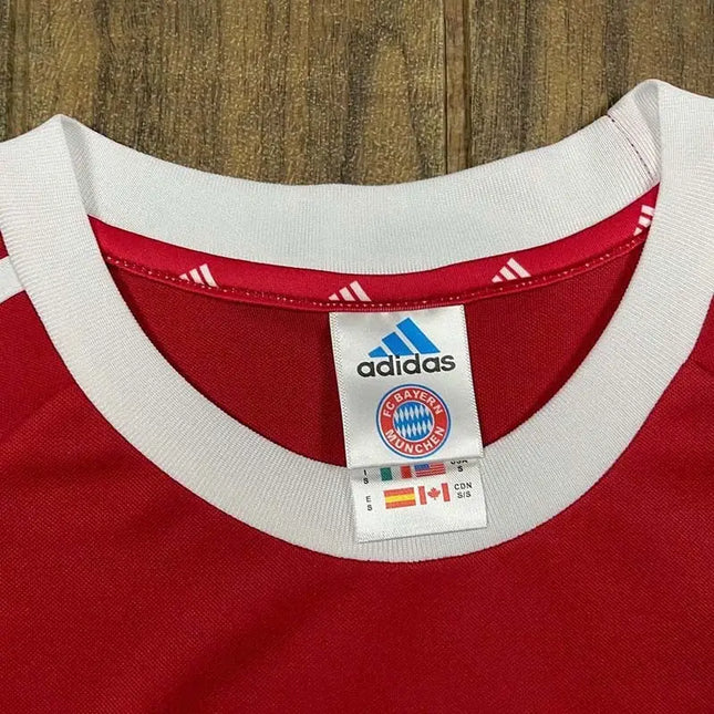 Maglia Retro Bayern Monaco Home 2001/02_maglia_calcio_prezzo_basso_ L’OutfitdelCalcio.