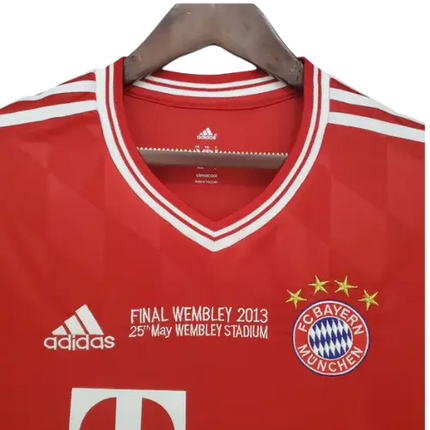 RETRO BAYERN MUNICH HOME JERSEY 2011/12