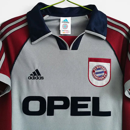 Retro Bayern Munich Away Shirt 1998/99