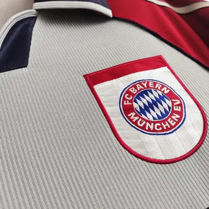 BAYERN MUNICH AWAY RETRO JERSEY 1998/99