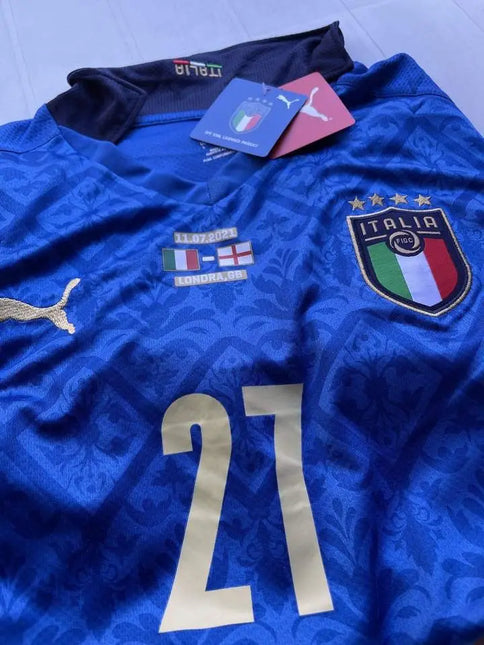 Maglia Retro FINALE ITALIA-INGHILTERRA EURO 2020 (Nazionali) EDIZIONE LIMITATA_maglia_calcio_prezzo_basso_ L’OutfitdelCalcio.