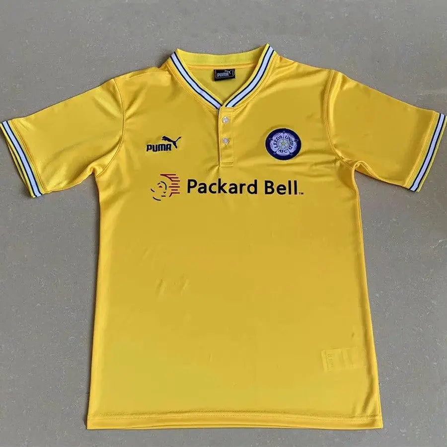 Leeds United Away Retro Shirt 2000/01