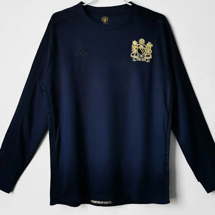Retro Manchester United 1968/69 Anniversary Shirt