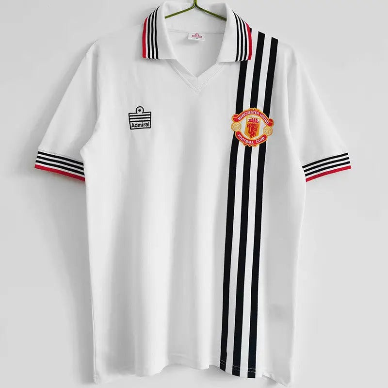 Retro Manchester United Away Shirt 1975/76