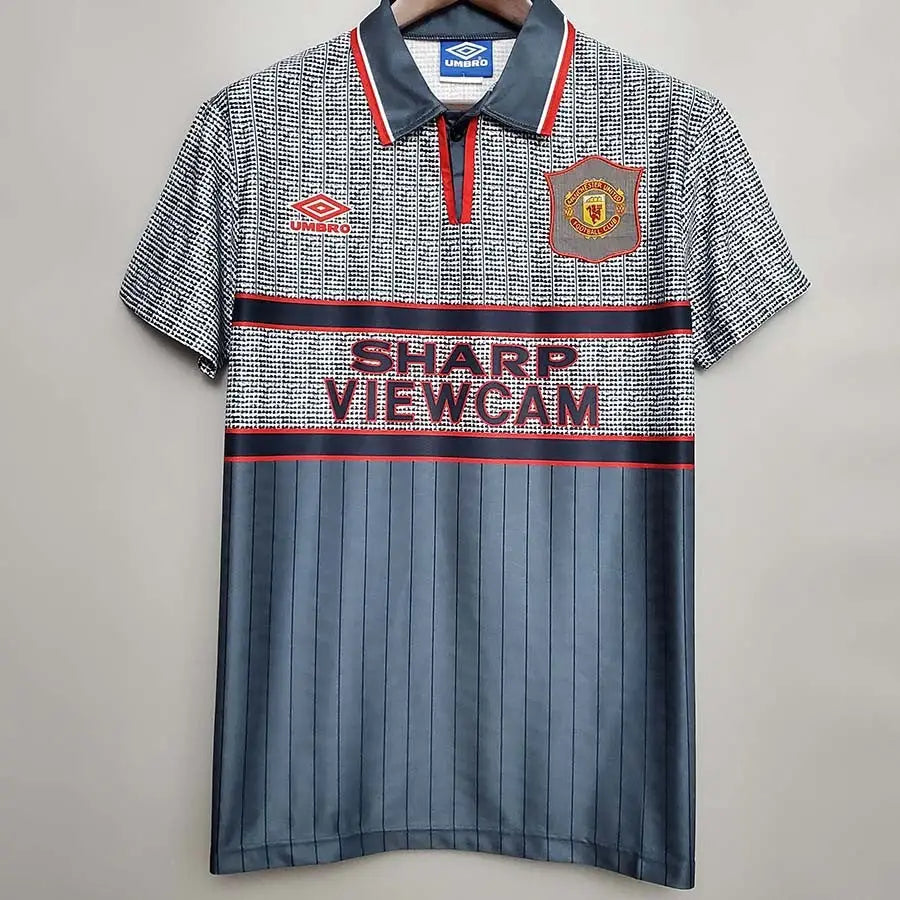 Retro Manchester United Away Shirt 1995/96