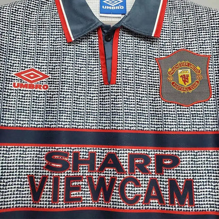 Retro Manchester United Away Shirt 1995/96
