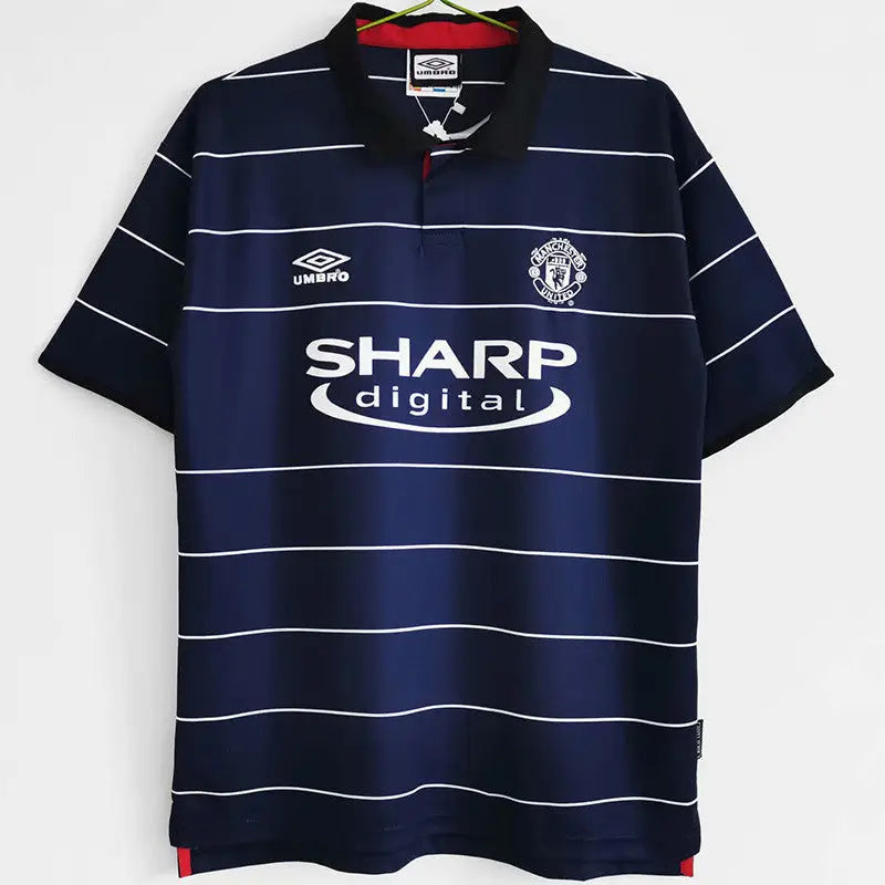 Retro Manchester United Away Shirt 1999/2000