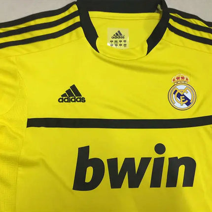 Real Madrid 2011/12 Retro Goalkeeper Jersey
